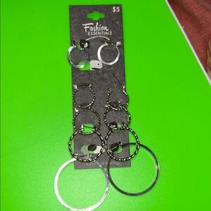 Fashion Essentials Silver and Black Hoop Earrings Set